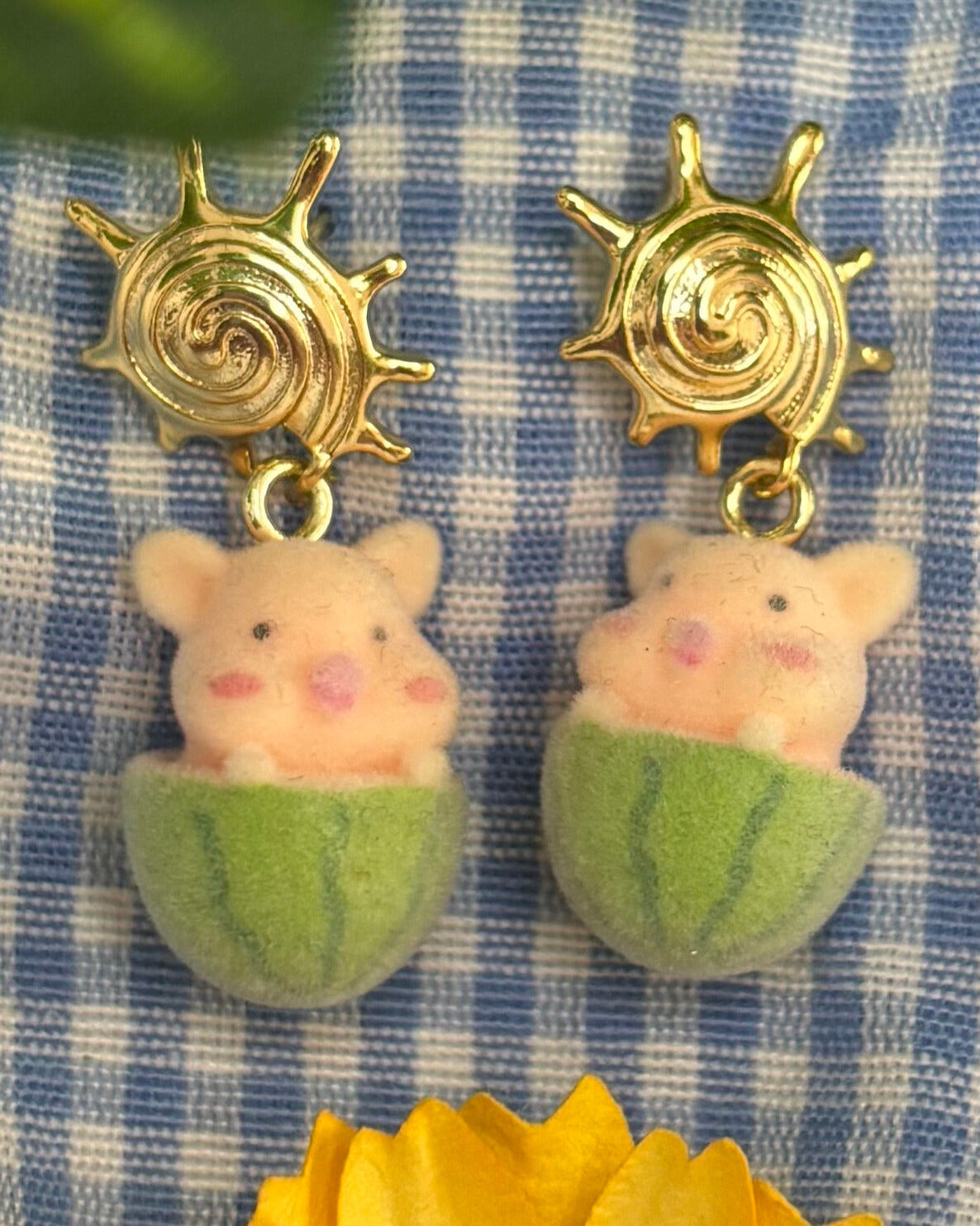 Sunshine Piggies